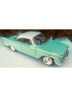 Road Signature 1961 DeSoto Adventurer 1:18 Diecast Car Teal White Top